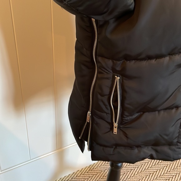 Hooded down jacket - Picture 7 of 8
